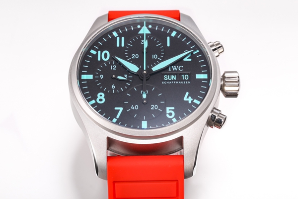 アイ・ダブリュー・シー内部構造